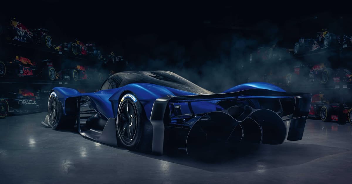 Top Gear Hypercars: The Greatest Automotive Gamechangers: 2 — view 5