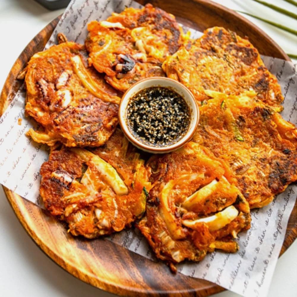 YIJIA | Kimchi Coreano Lata 160g - Una Delicia Fermentada Vegana y sin Gluten (8 Unidad) — view 4