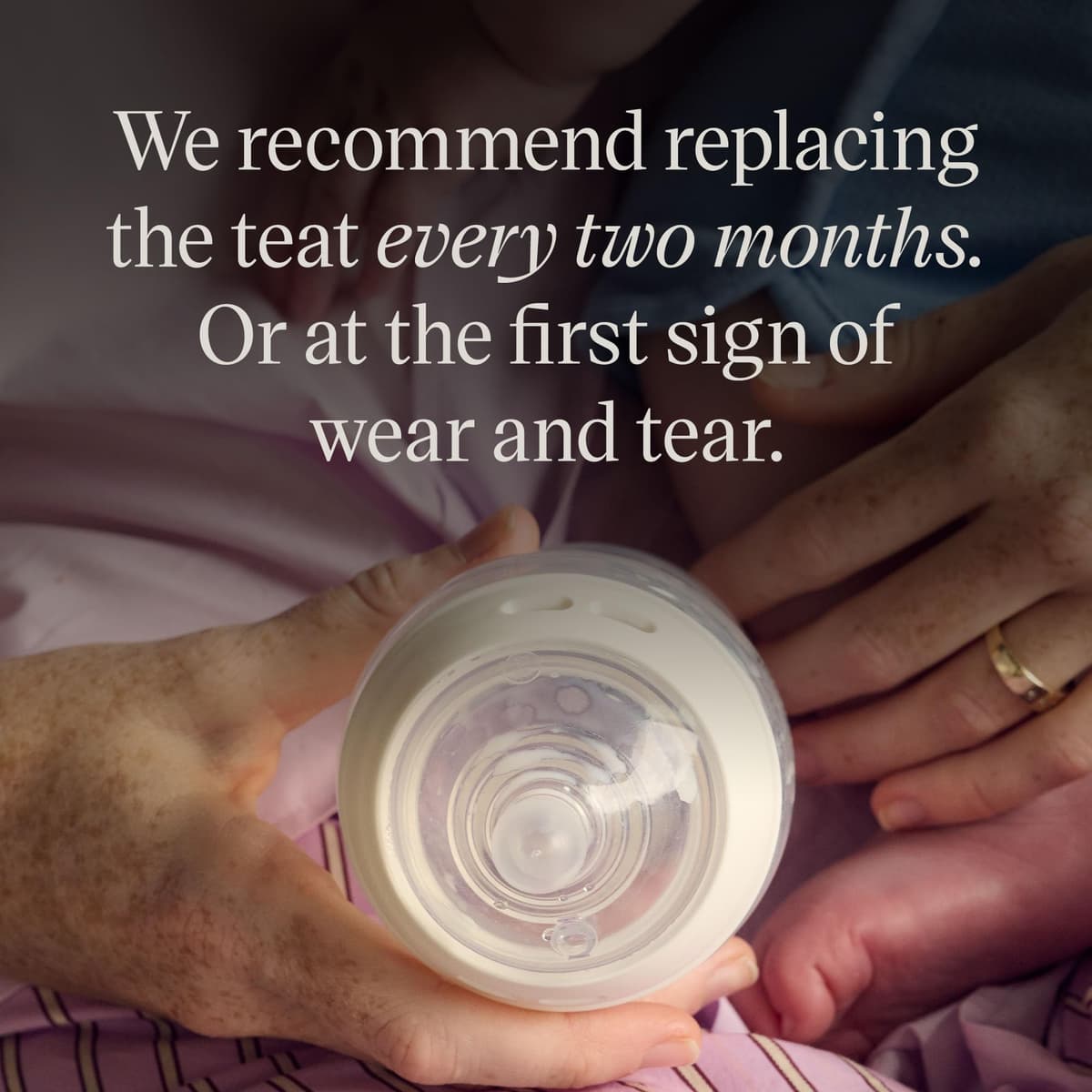 Tommee Tippee Natural Start Baby Bottle Teats, Fast Flow for 6m+, Pack of 2 Breast-Like Teats for a Natural Latch, with Anti-Colic Valve and BPA Free Soft Silicone — view 7