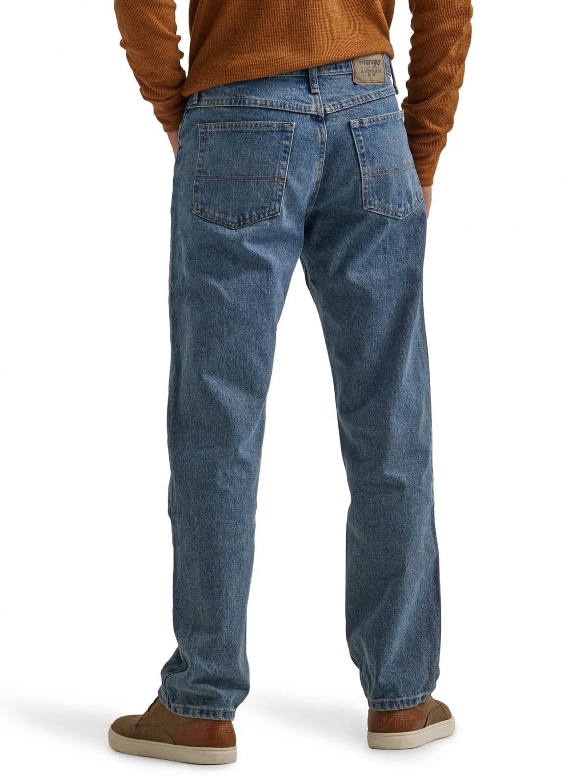 Wrangler Authentics Men's Classic 5-Pocket Relaxed Fit Flex Jean — view 61