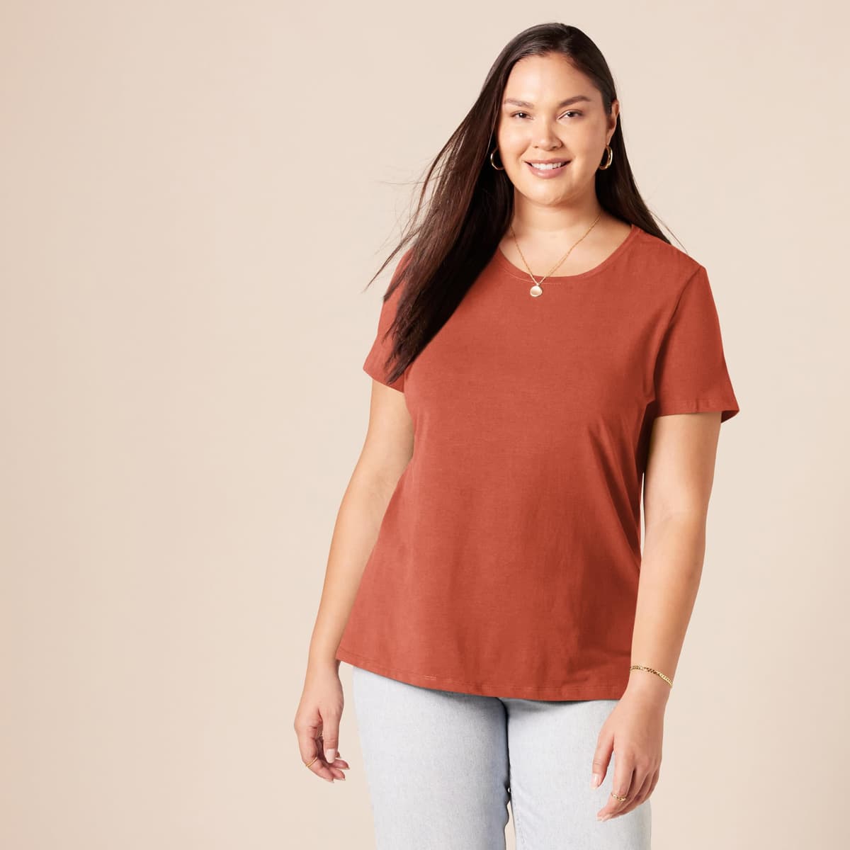 Amazon Essentials Women's Regular-Fit Short-Sleeve T-Shirt (Crewneck and V-Neck Options), Multipacks — view 128