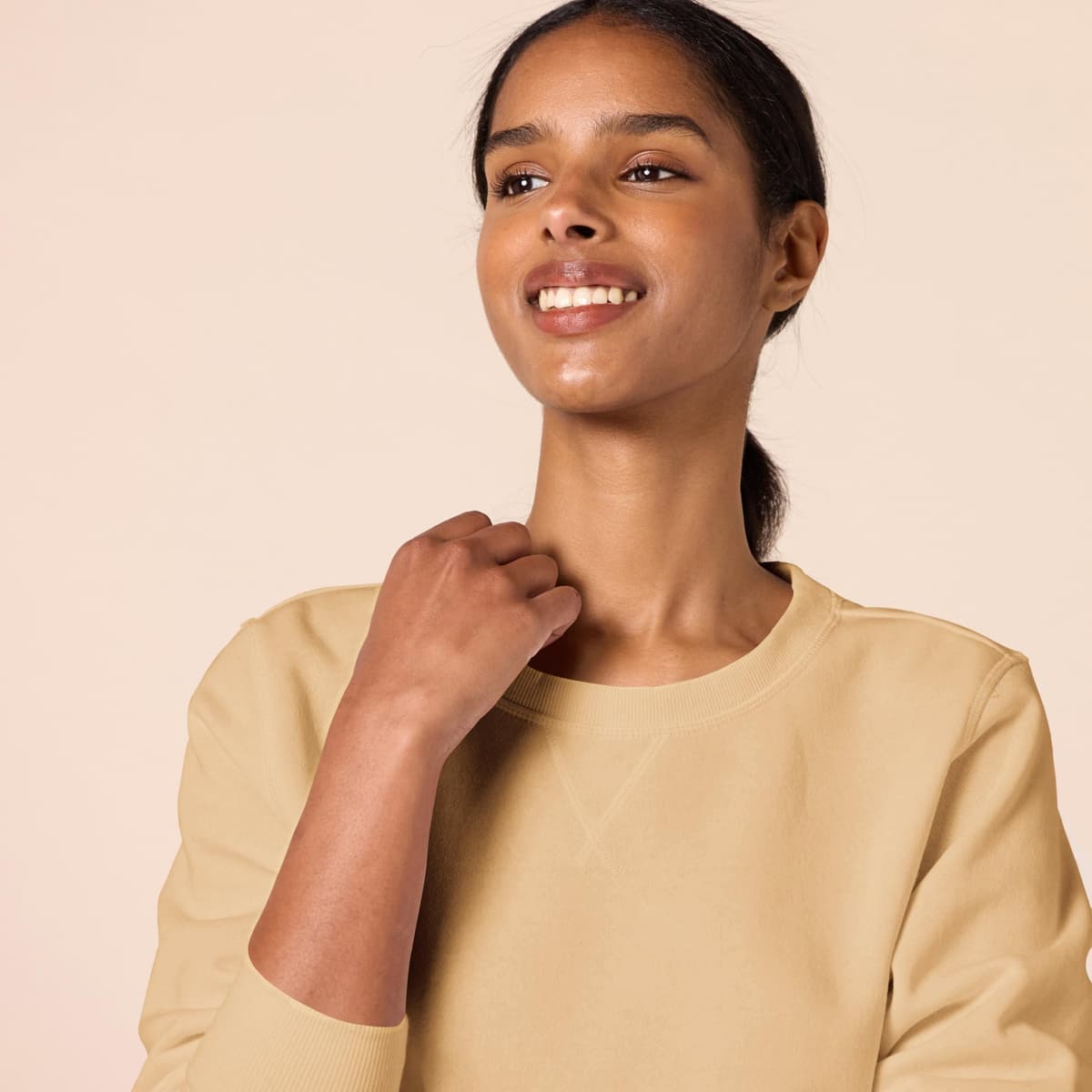 Amazon Essentials Mujer Sudadera con Cuello Redondo de Forro Polar (Disponible en Tallas Grandes) — view 130