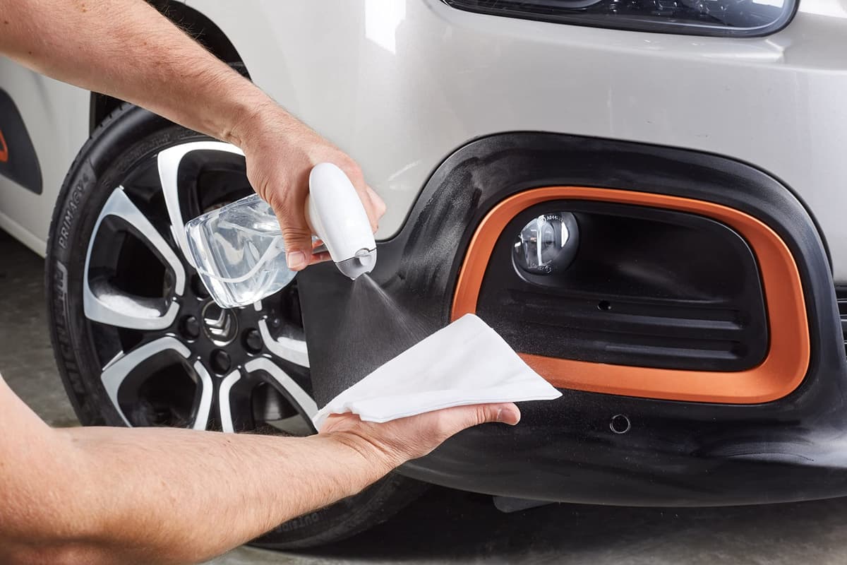 SONAX Renovador plásticos (100 ml) con aplicador, para la renovación del color de plásticos descoloridos en el exterior del coche | N.° 04091000-544 — view 4