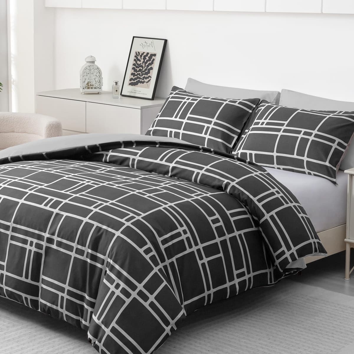 Pamposh 3 Pcs Single Duvet Cover Set with Matching Black Single Fitted Sheet 40 cm Extra Deep Pocket - UltraSoft Breathable Premium Microfibre Reversible Quilt Cover Bedding Set For All Seasons — view 34