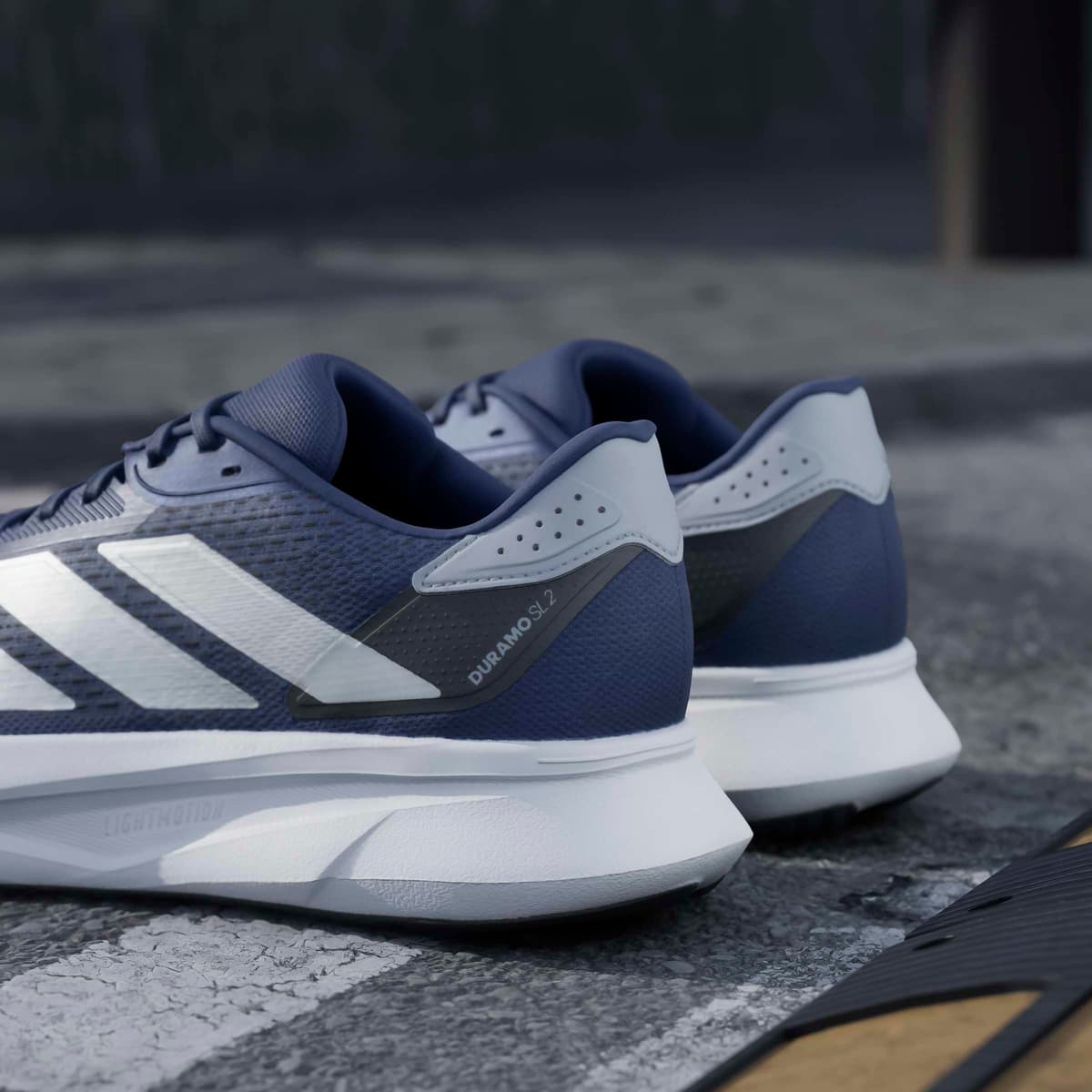 adidas Men's Zapatilla Duramo SL 2 Running — view 385