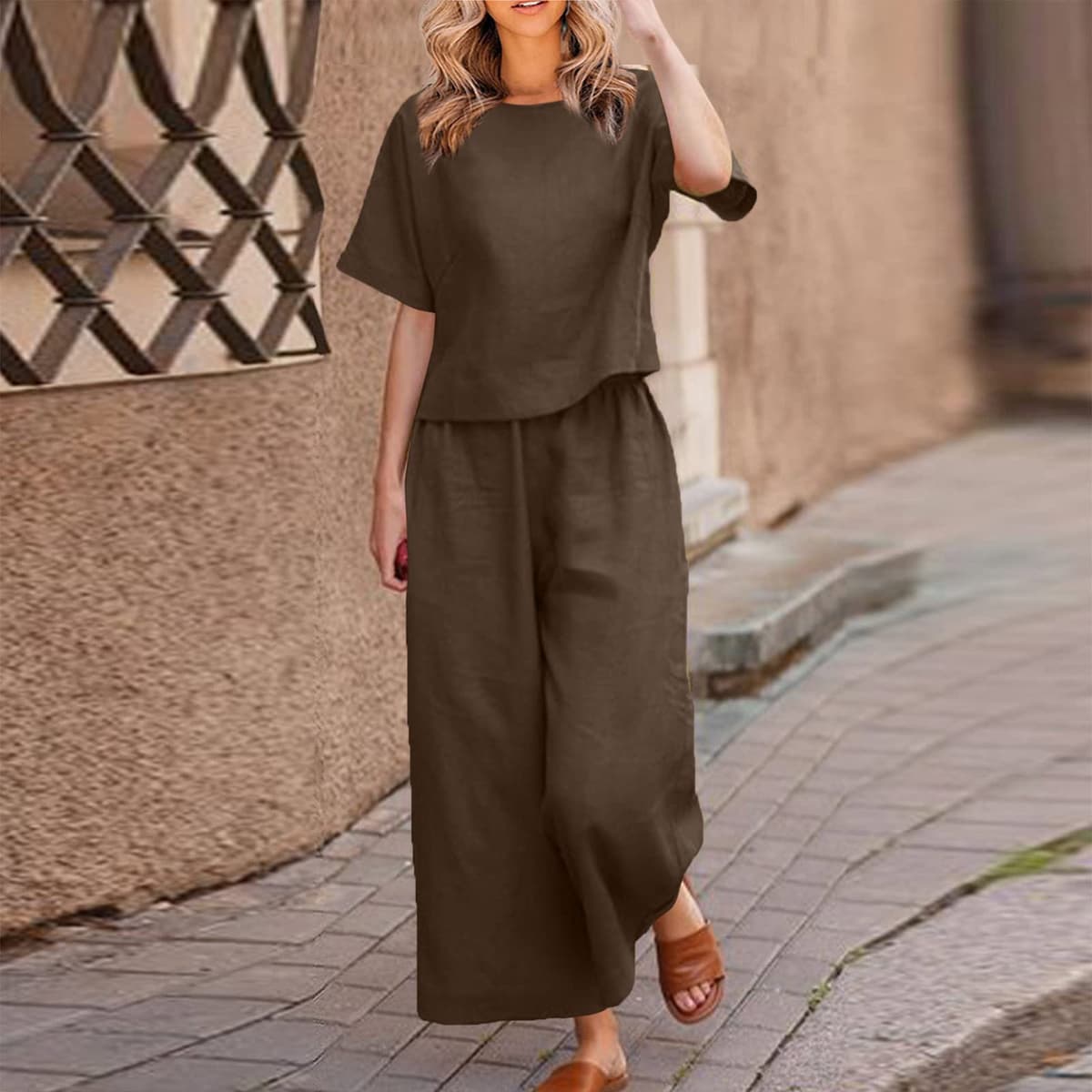 Womens 2 Piece Outfits Summer Linen Sets Short Sleeve V Neck Cropped Top Wide Leg Capris Pants Beach Lounge Sets — view 2