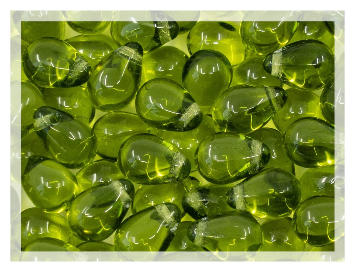 Czech 50-Piece Glass Beads, 6x9mm, Teardrop Siam Red — view 94