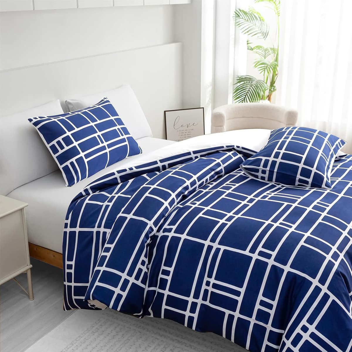 Pamposh 3 Pcs Single Duvet Cover Set with Matching Black Single Fitted Sheet 40 cm Extra Deep Pocket - UltraSoft Breathable Premium Microfibre Reversible Quilt Cover Bedding Set For All Seasons — view 91