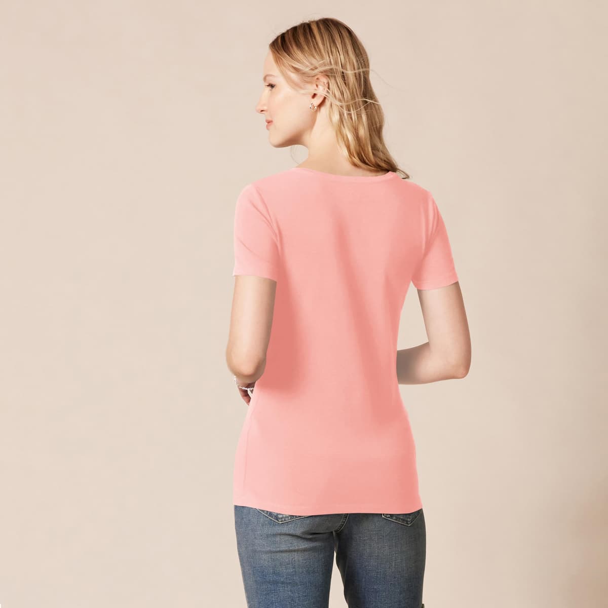 Amazon Essentials Women's Regular-Fit Short-Sleeve T-Shirt (Crewneck and V-Neck Options), Multipacks — view 306