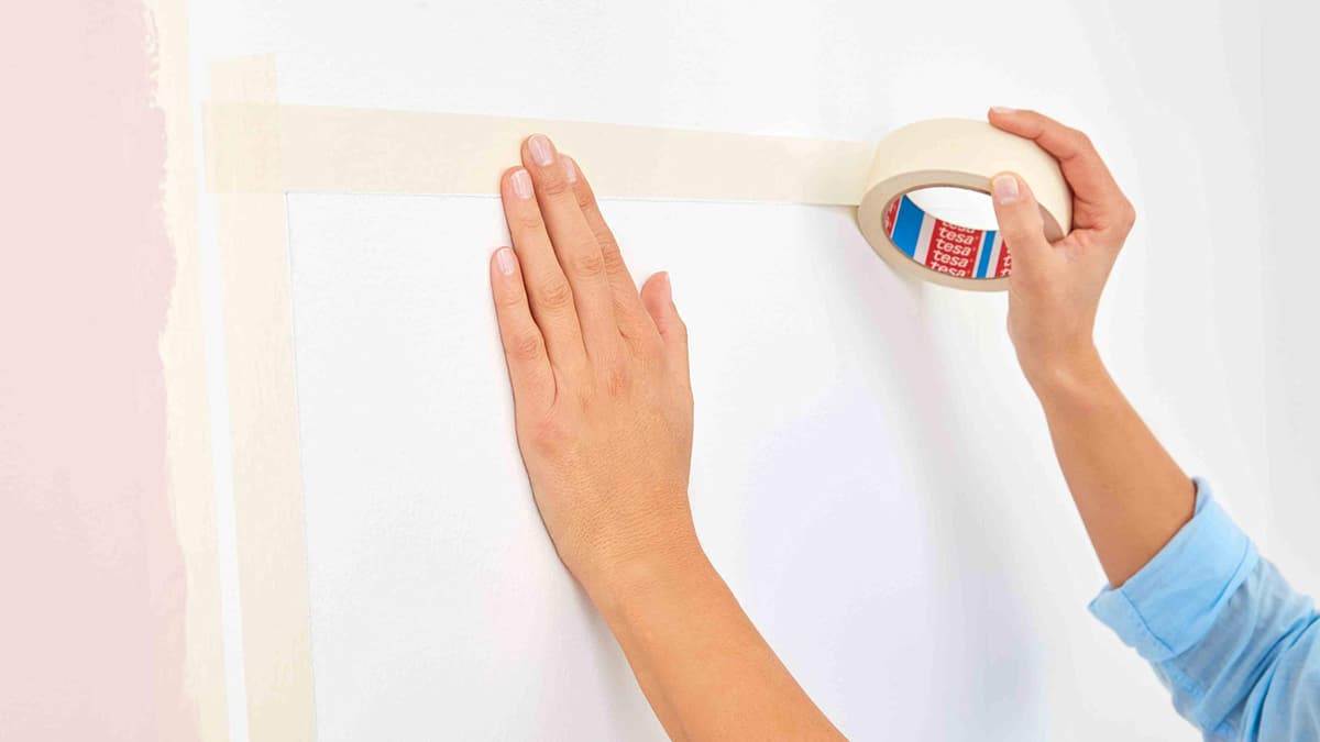 tesa Cinta de Pintar STANDARD, Cinta de Pintor, Removible Sin Residuos hasta 2 Días Después, Sin Disolventes, Ancha, 50 m x 19 mm — view 5