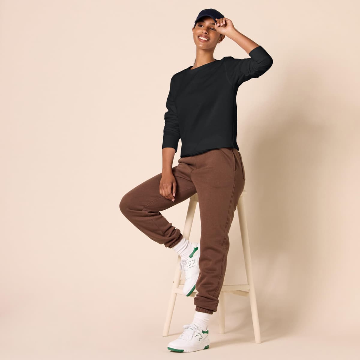 Amazon Essentials Mujer Sudadera con Cuello Redondo de Forro Polar (Disponible en Tallas Grandes) — view 61