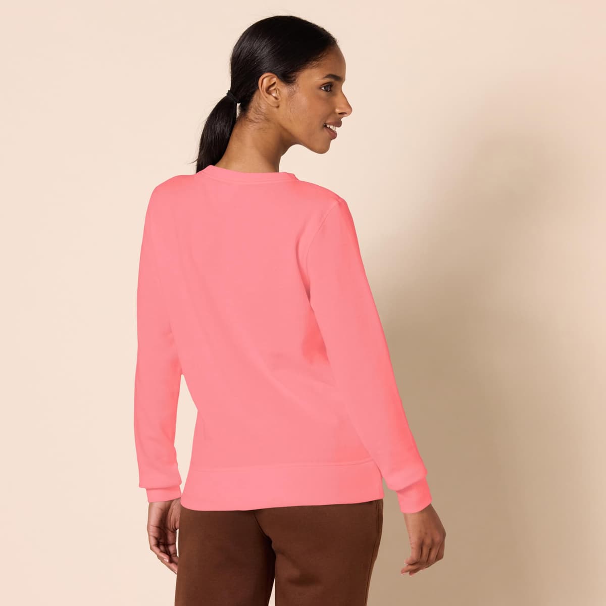 Amazon Essentials Mujer Sudadera con Cuello Redondo de Forro Polar (Disponible en Tallas Grandes) — view 41