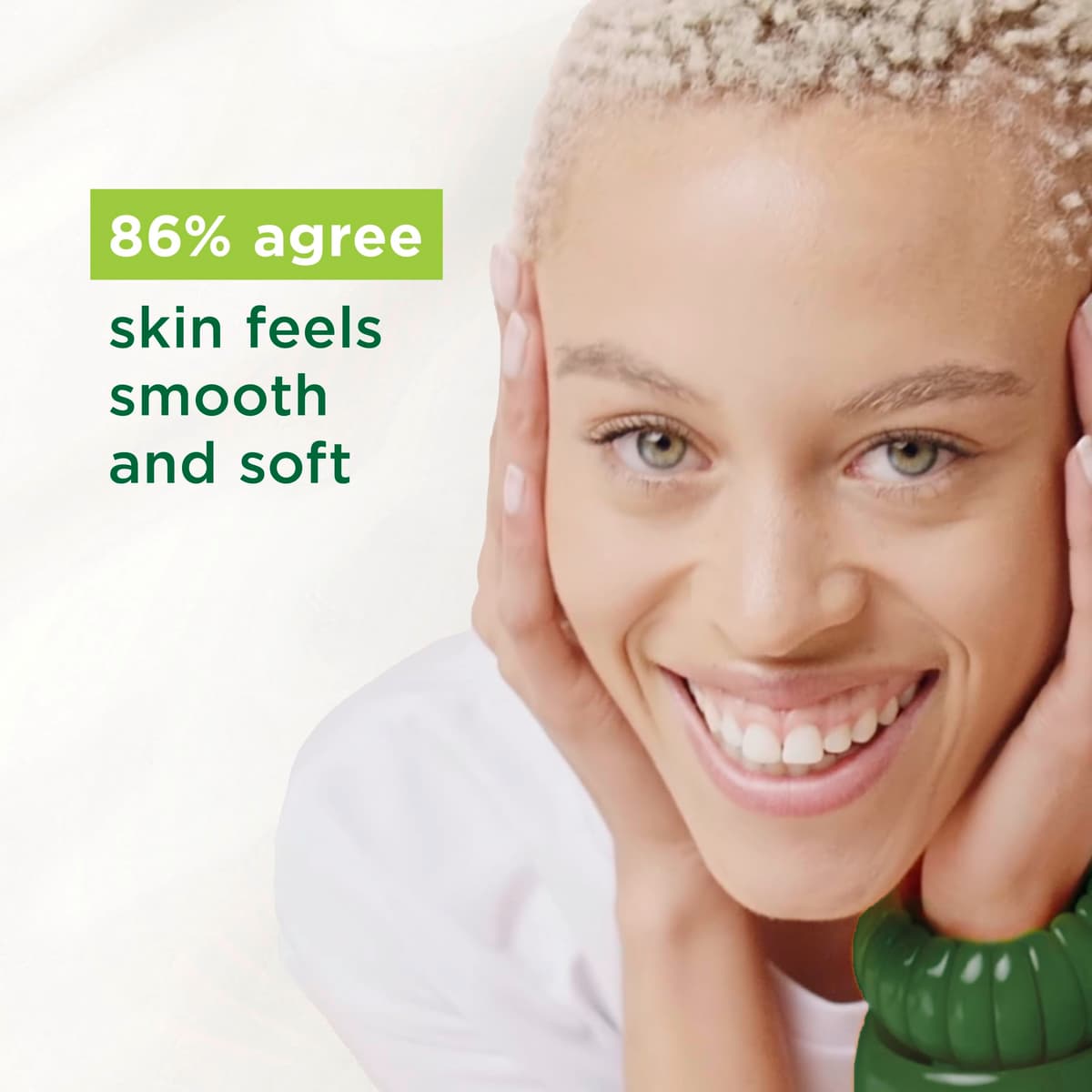 Simple Kind to Skin Moisturising Facial Wash for Gentle Daily Cleansing Leaving Skin Feeling Hydrated 150 ml — view 4