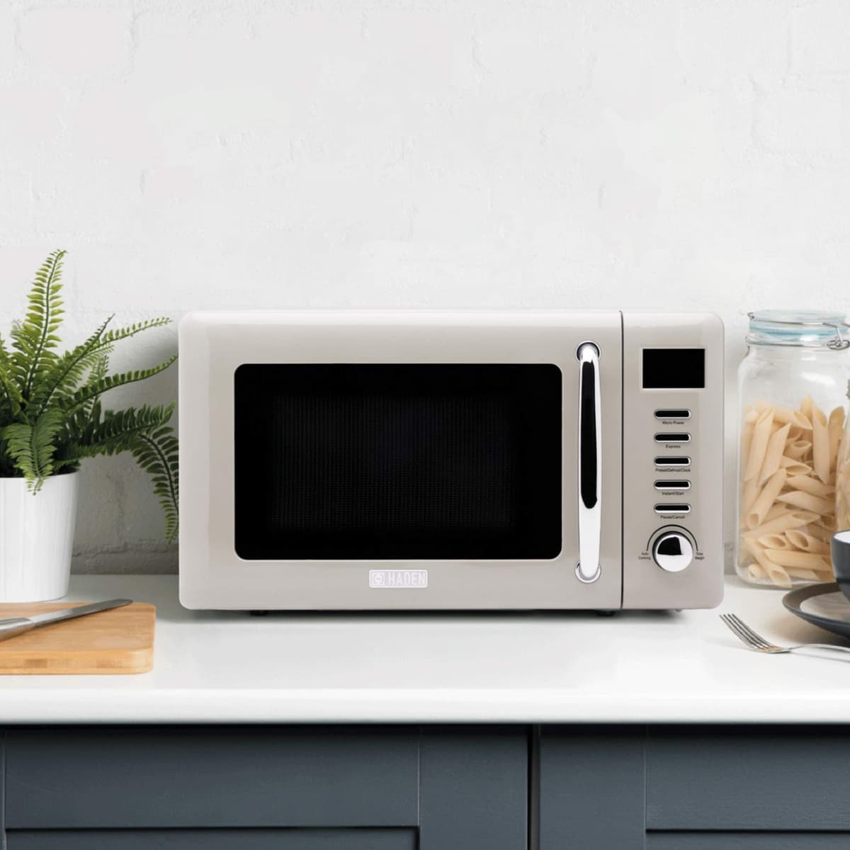Haden Cotswold 800W Microwave Oven - 20L Capacity - 5 Power Levels Digital Microwave - 60 Min Timer, Easy To Clean, Defrost/Express Function, Stainless Steel Countertop Microwave - Putty — view 2