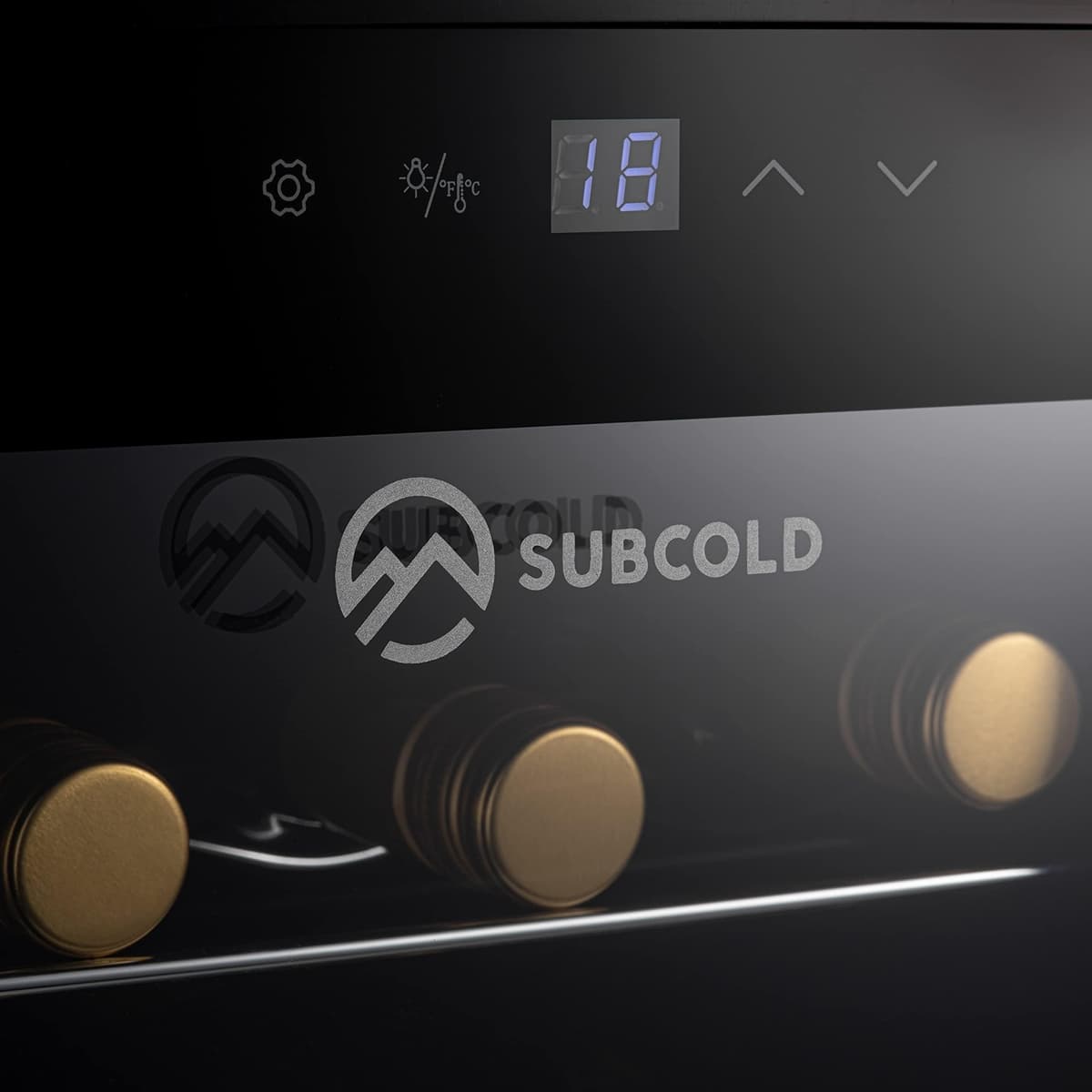 Subcold Viva24 LED – Under Counter Wine Fridge Black | 3-18°C | Wine Cooler | LED + Lock & Key | Glass Door Drinks Cellar | Single-Zone (24 Bottle) — view 5