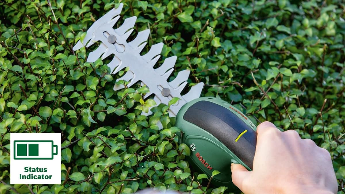 Bosch Cordless Hedge Trimmer and Grass Shear - EasyShear (Integrated 3.6V, Battery runtime: 40 min, Blade Length: 12cm (Shrub) / 8cm (Grass) — view 2