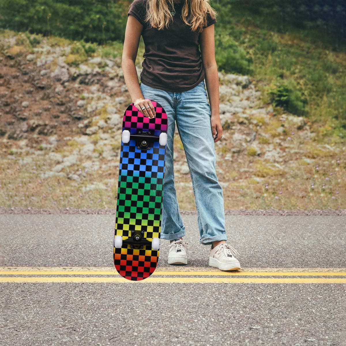 ERNAN Skateboard,Monopatín Completo Profesional de 31 x 8 Pulgadas,7 Capas Monopatín de Madera de Arce con Rodamiento ABEC-7 para Niño Niña/Adulto Principiante. — view 5