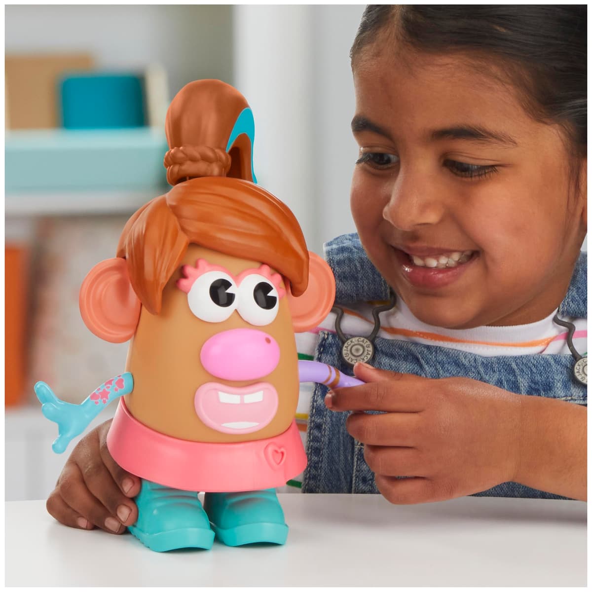 Hasbro Potato Head, Juguete para Niñas y Niños de 2 Años o Más, Muñeco Personalizable, 32 Accesorios, Boca, Ojos, Orejas y Manos, Juego para Fiestas, Amantes de Clásicos, Idea de Regalo — view 5