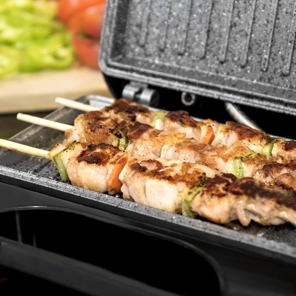 Cecotec Sandwich Maker with Non-Stick Coating Rock'nToast Square. 750 W, Stone Coating, Capacity for 2 Sandwiches and Grill Surface, Cold Touch Handle, Cable Catcher — view 7