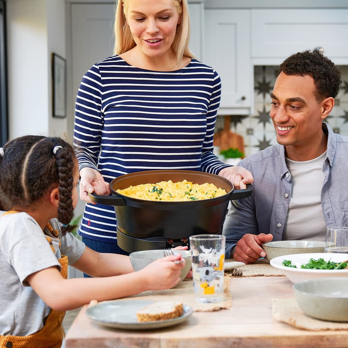 Russell Hobbs Good-to-Go 6.5L Electric Multicooker - 8 Digital functions inc Sear, Slow Cook, Steam, Boil, Keep warm & Roast, Cast aluminium housing, Glass lid, Dishwasher safe parts, 750W, 28270 — view 8