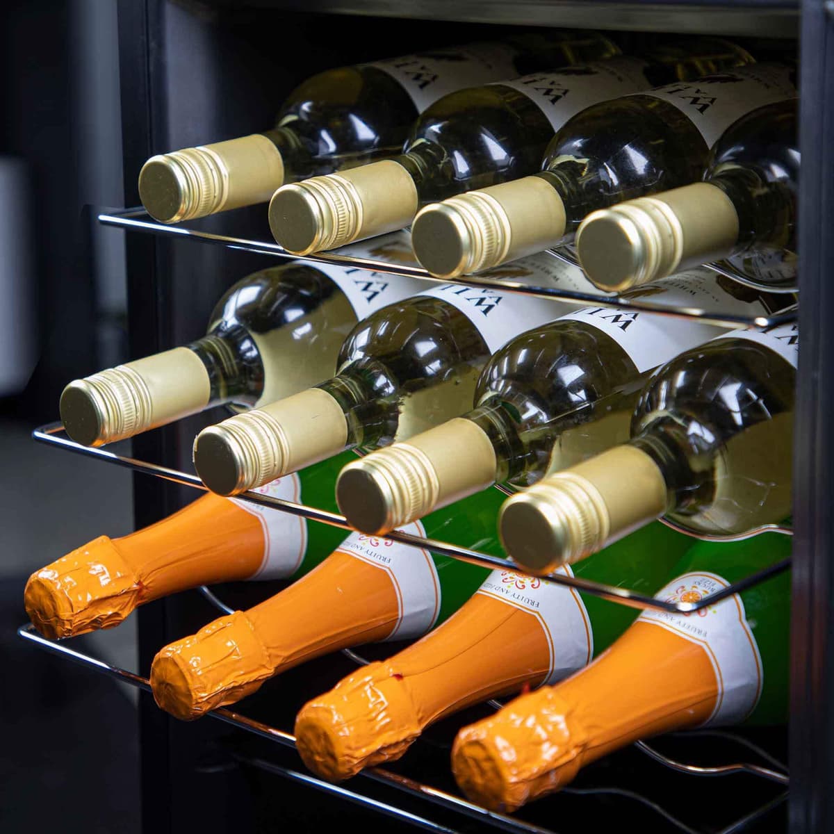 Dellonda Baridi 28 Bottle Wine Cooler Fridge with Digital Touch Screen Controls & LED Light, Black - DH10 — view 4