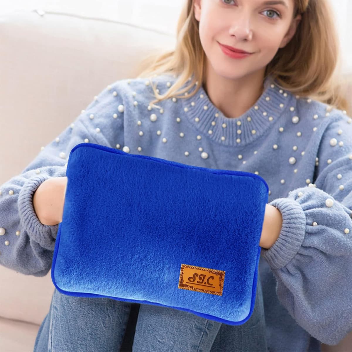 Bolsa de agua caliente eléctrica de peluche, 500 W, portátil y recargable, calentadores de manos y pies en casa, en la cama, para días fríos, dolores menstruales y musculares — view 2