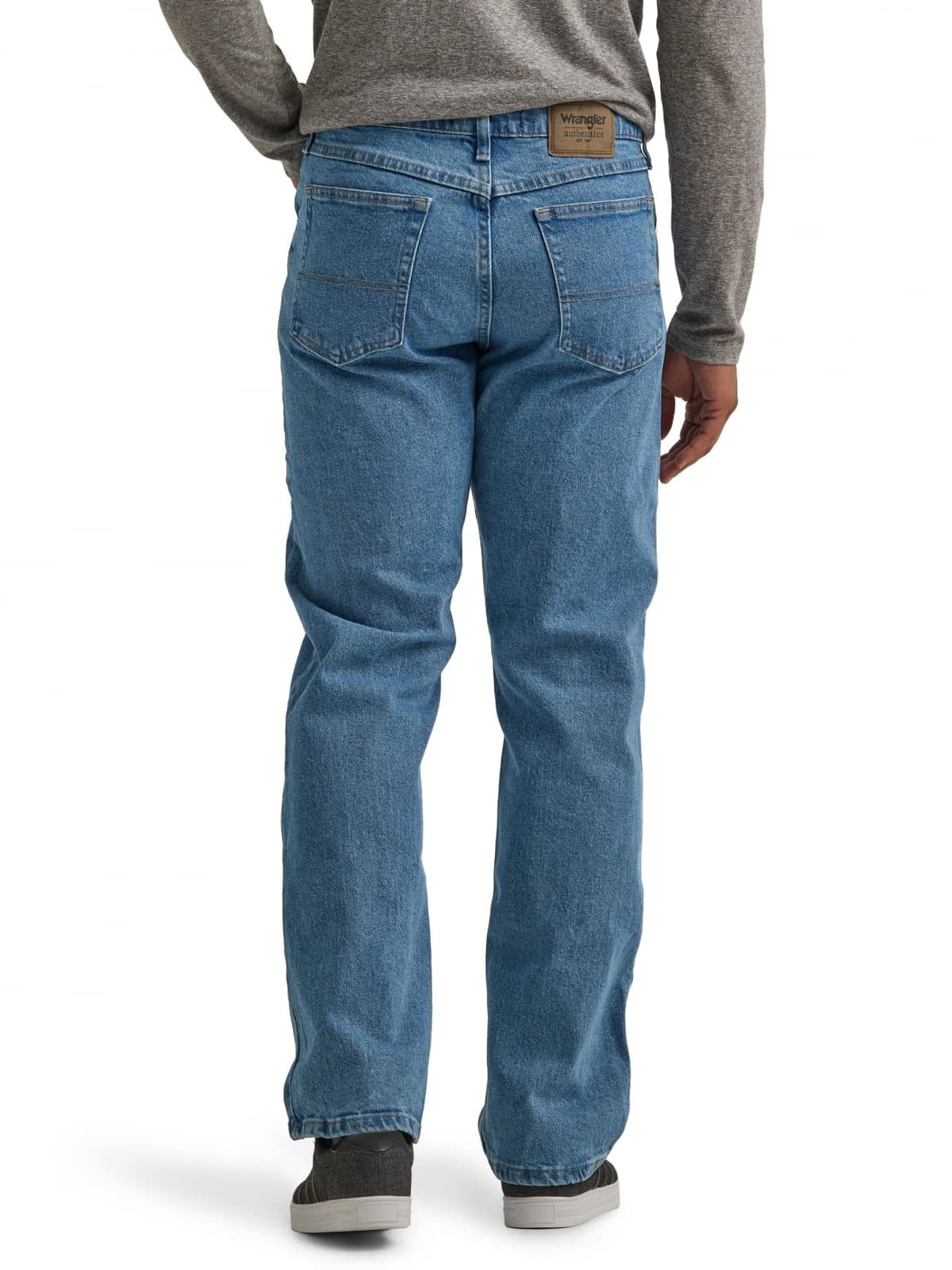 Wrangler Authentics Men's Classic 5-Pocket Relaxed Fit Flex Jean — view 51