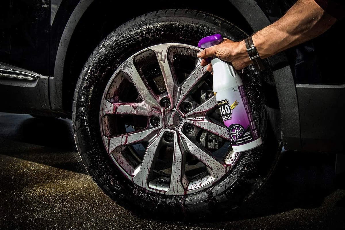 Sisbrill V60 Sport Limpia Llantas - Neutro y Seguro - Efecto Gecko Spray - 1 Litro — view 3