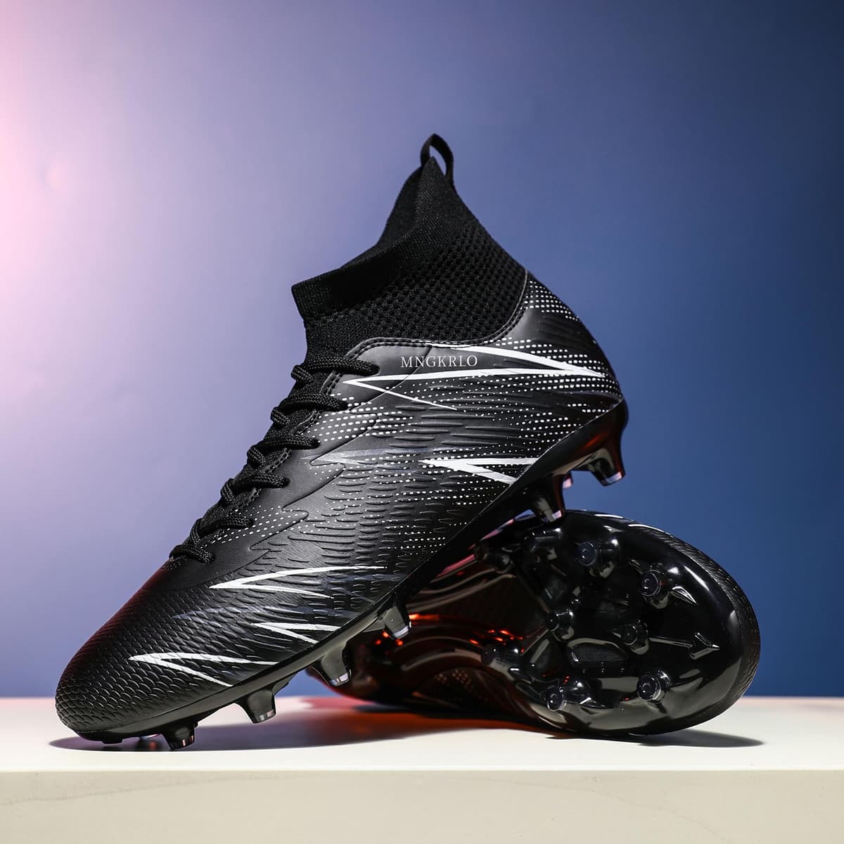 Men's Football Boots Outdoor Spike Cleats Soccer Shoes Women's Astro Turf Trainers Professional Athletics Sneakers Teenager Competition Sport Futsal Shoes — view 2