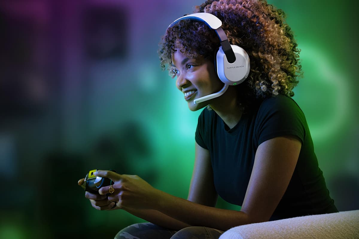 Turtle Beach Stealth 600 White Wireless Multiplatform Gaming Headset with up to 80 hour Battery, 50mm Speakers and Bluetooth for Xbox Series X or S, Xbox One, PC, PS5, PS4 and Mobile — view 19