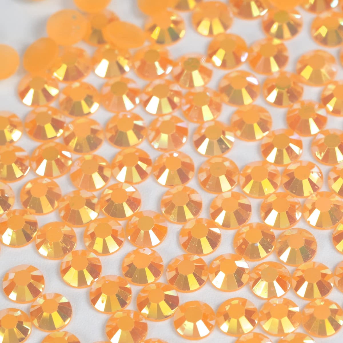 1000pcs 4mm Flat Back Non-Stick Rhinestone Crystal Diamantes Nail Art & Craft Scrapbooking Embellishments 90 Available Colours (4mm, AB Clear #A13) — view 88