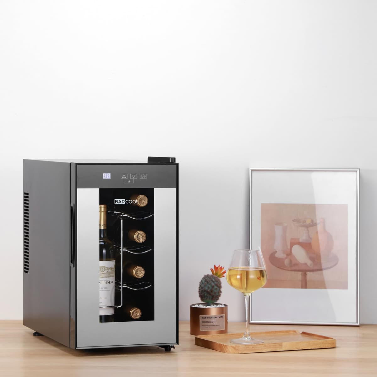Barcool VINO8 – Table-Top Wine Fridge Black | 5-18°C | Wine Cooler | LED + Digital Display | Glass Door Drinks Cellar | Single-Zone (8 Bottle) — view 4