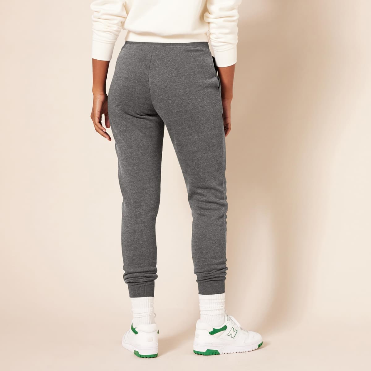 Amazon Essentials Mujer Pantalones De Correr De Forro Polar con Puños (Disponibles En Tallas Grandes) — view 2