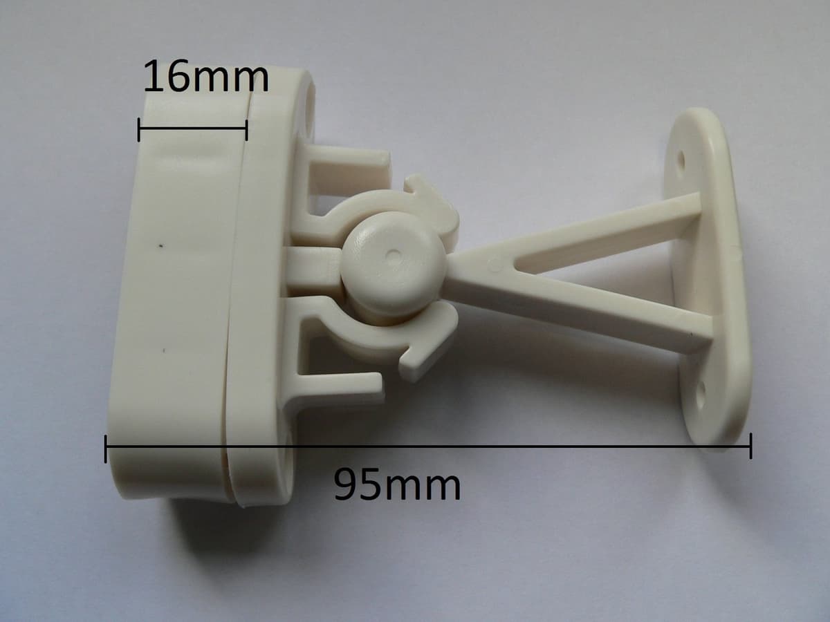 Caravan Door Static Retainer Latch — view 4