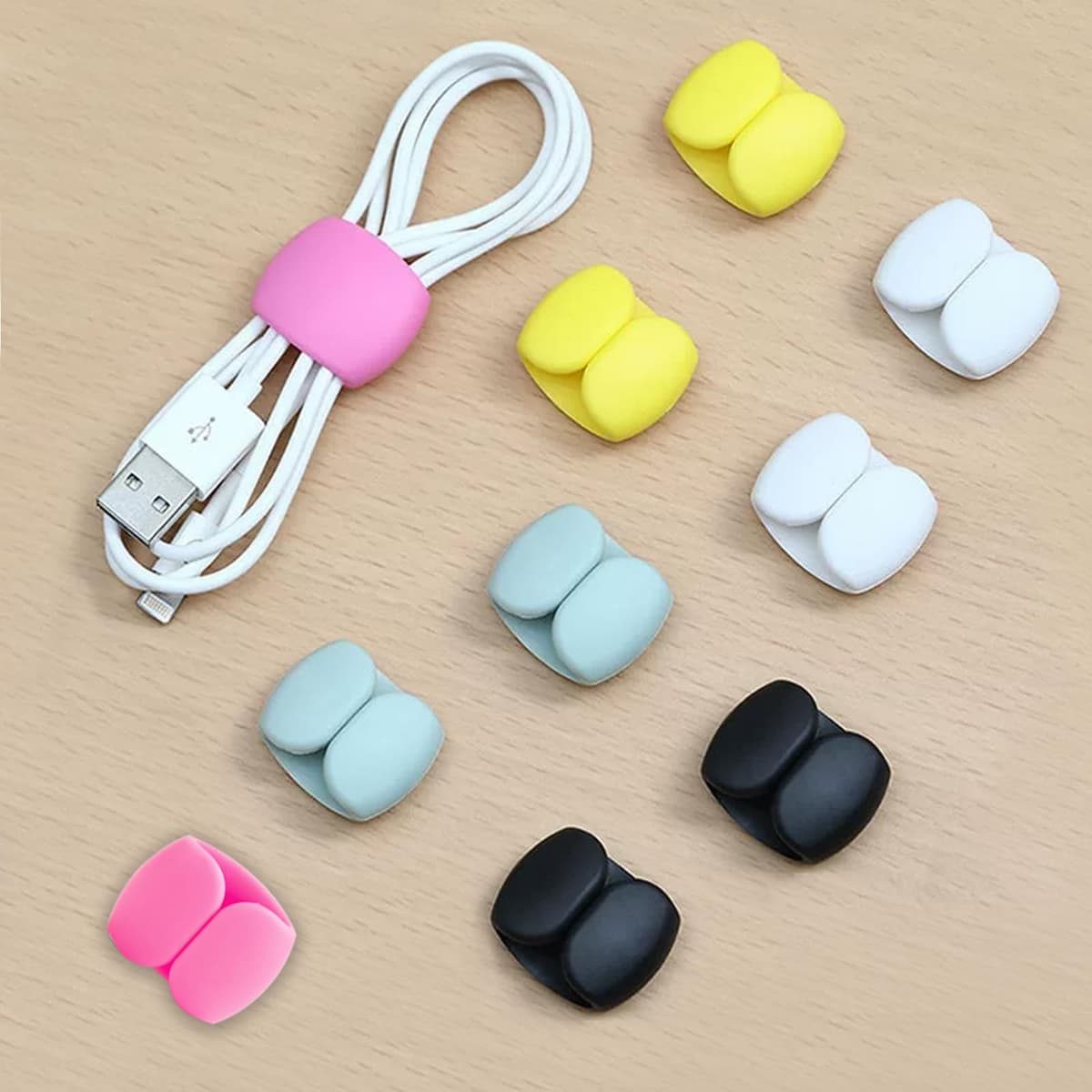 Paquete múltiple de clips de almacenamiento y organizador de cables, versátil gestión de cables y carga para viajes, escritorio y hogar, soportes de cables de datos seguros y ordenados — view 2