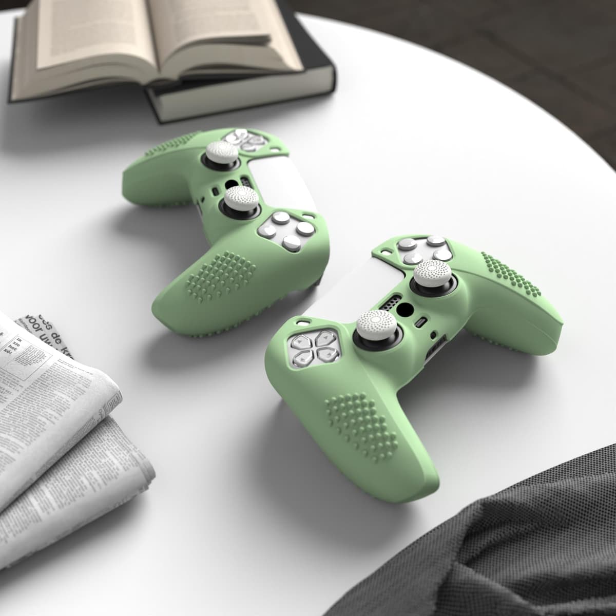 eXtremeRate PlayVital Funda de Silicona para ps5 Mando - Carcasa Protectora con 6 Tapas de Joysticks, Impermeable, Resistente y Antideslizante, Funda de Goma Suave, 3D Tachonado (Matcha Verde) — view 2