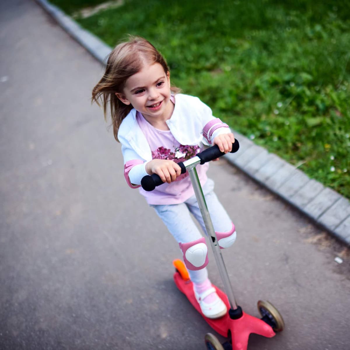 JIM'S STORE Protecciones Patinaje Infantil Consta de Rodilleras Coderas Muñequeras,es Adecuado para Bicicleta Patinaje Ciclismo Monopatín y Deportes Extremos — view 3