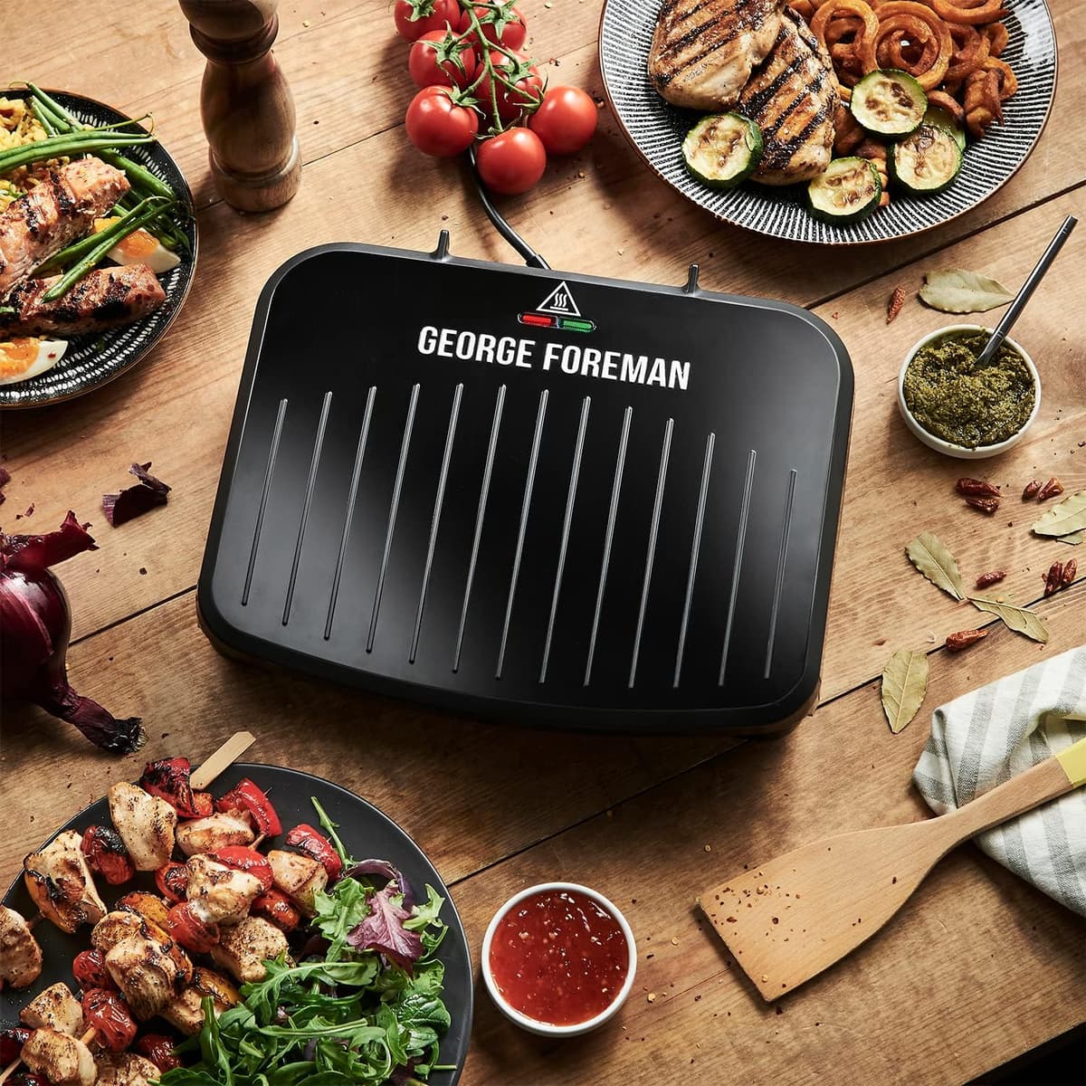 George Foreman Medium Electric Fit Grill [Non stick, Healthy, Griddle, Toastie, Hot plate, Panini, BBQ, Energy saving, Vertical storage, Easy clean, Drip tray, Ready to cook light] Black, 1630W 25810 — view 6