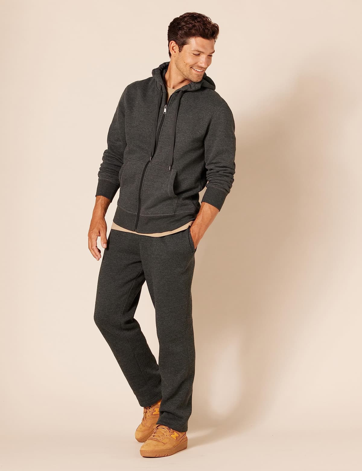 Amazon Essentials Chaqueta de Felpa con Cremallera Completa (Disponible en Tallas Grandes y Largos Especiales) Hombre — view 4