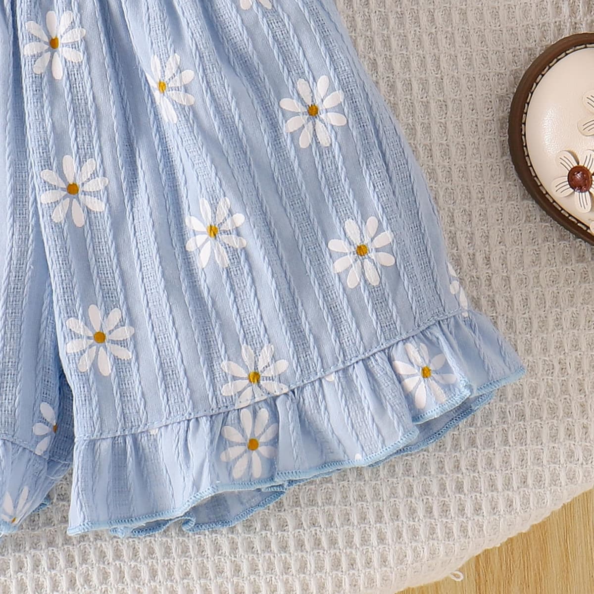 Ropa Verano Para Niña Linda Blusa con Volantes y Margaritas Pantalones Cortos Conjunto de Conjuntos Para Niña Pequeña — view 6