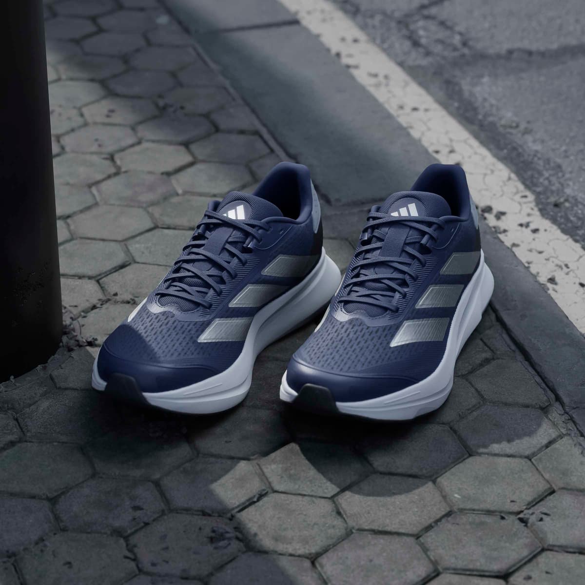 adidas Men's Zapatilla Duramo SL 2 Running — view 380