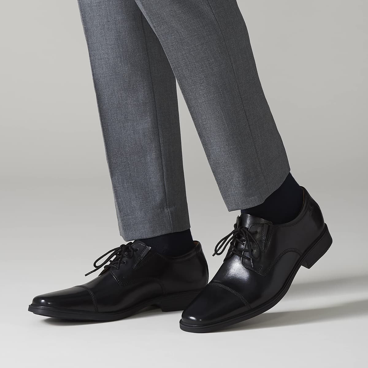 Clarks Men's Tilden Cap Oxford Shoe — view 6