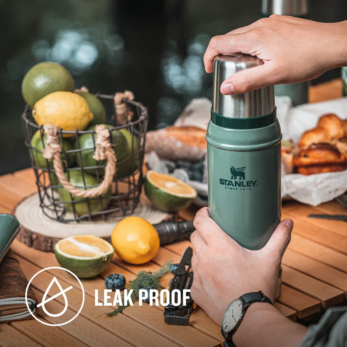 Stanley 1913 Classic Legendary Thermal Flask 0.75L - Keeps Hot Or Cold for 20 Hours - BPA-Free Insulated Bottle - Stainless Steel Coffee Flask - Leakproof - Dishwasher Safe - Green — view 5