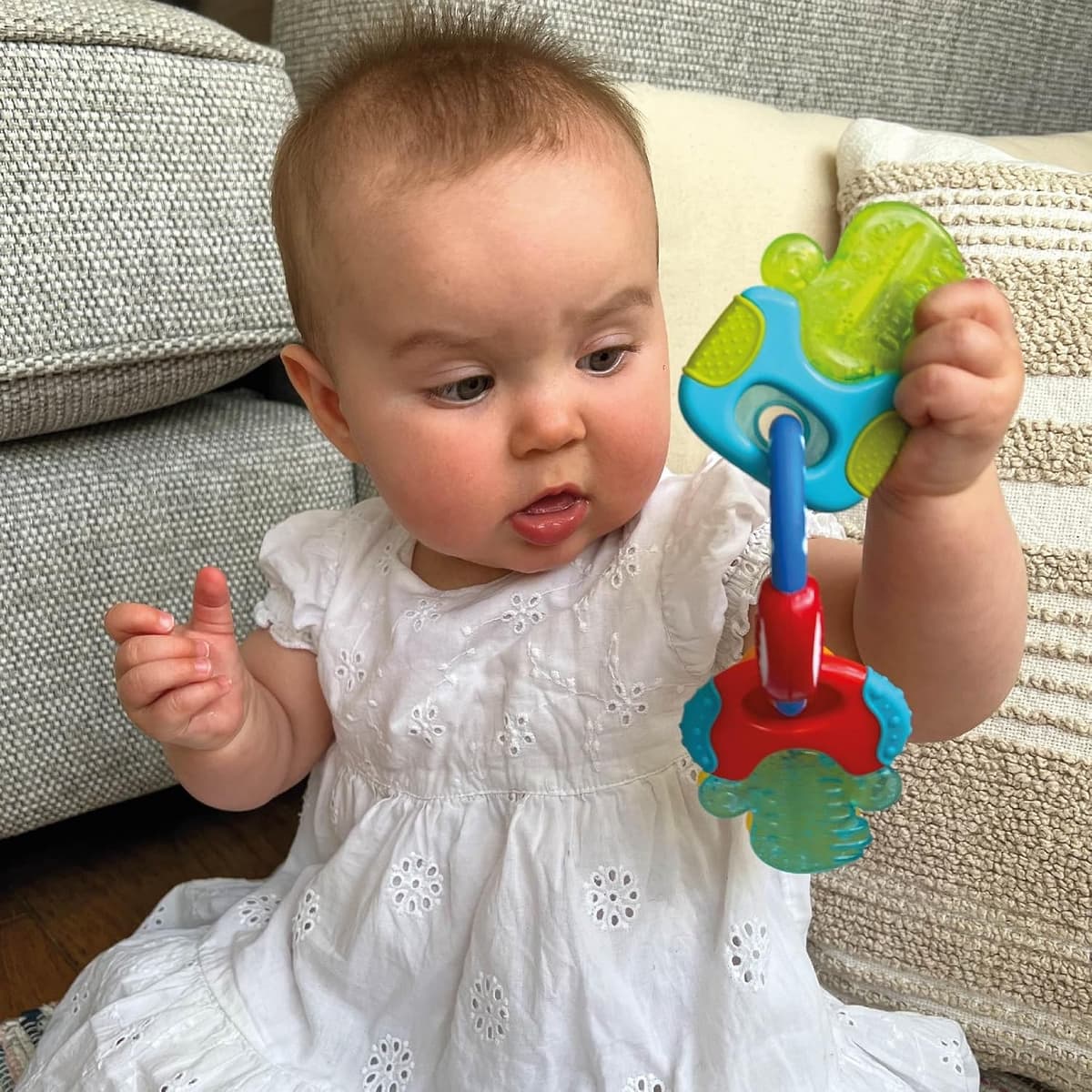 Nuby IcyBite™ Keys – Soothing Teether | Multiple Teething Surfaces | Refrigerator Safe | Suitable from 3 Months Plus — view 2