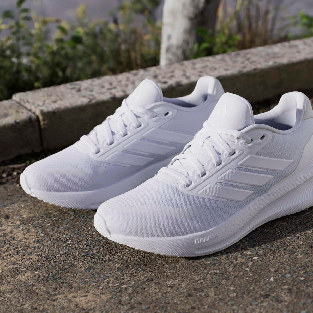 adidas Women's Zapatilla Runfalcon 5 Running — view 30
