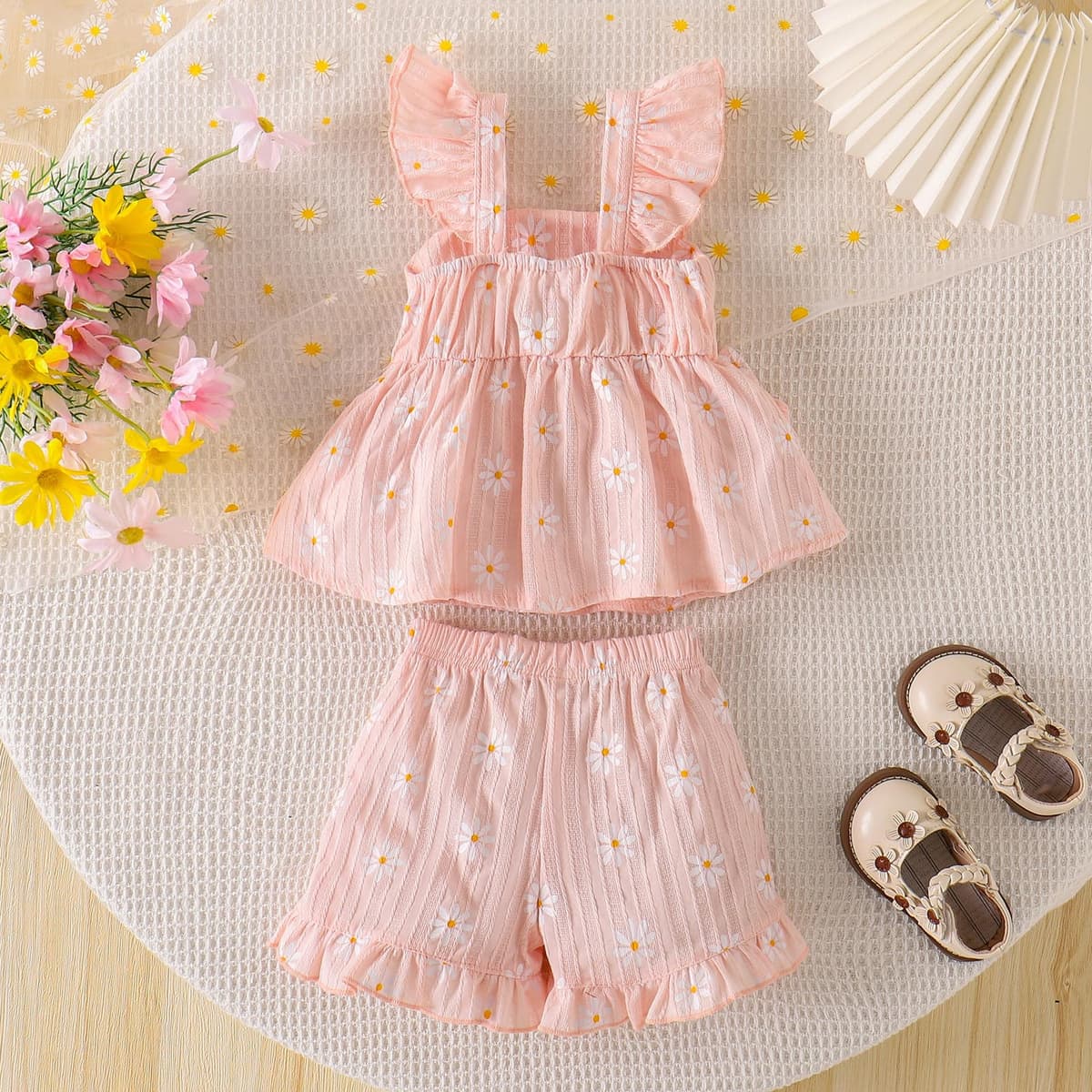 Ropa Verano Para Niña Linda Blusa con Volantes y Margaritas Pantalones Cortos Conjunto de Conjuntos Para Niña Pequeña — view 2