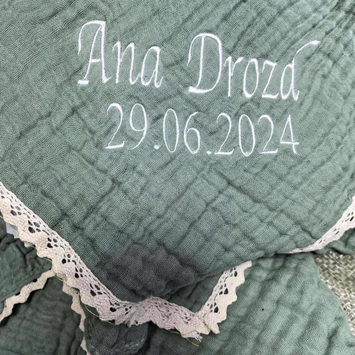 Personalised Blanket Personalised 6 Layers Muslin Wrap Cotton Baby Blankets Lace Reception Blanket Newborn Bath Towel (Customized) — view 4