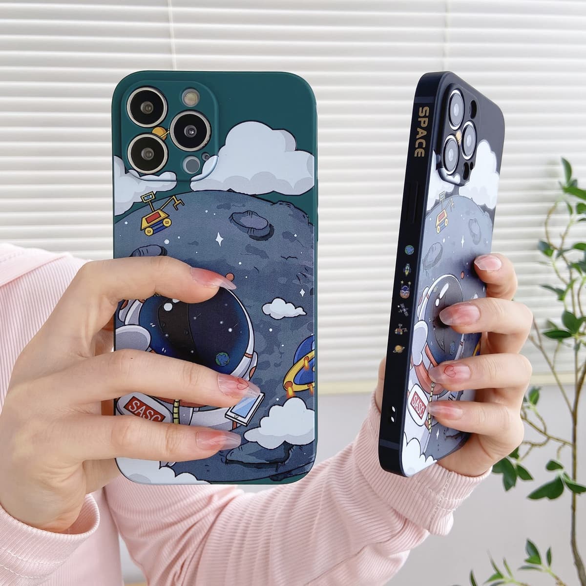 Yonds Queen for iPhone 12 Cute Case, Cool Cartoon Astronaut Planet Moon Space Design Stylish Soft TPU Bumper Shockproof Anti-Slip Protector Fashion Case (iPhone 12, Black Moon) — view 5