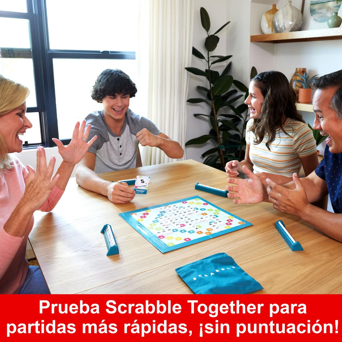 Mattel Games Scrabble 2 Juegos en 1 , juego de mesa familiar, palabras cruzadas, incluye tablero con 2 caras, 50 tarjetas con objetivos , 2-4 jugadores , +10 años, versión español (HXV99) — view 2