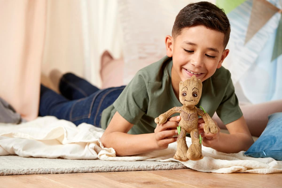 Disney Store Official, Guardianes de la Galaxia, Groot, minipeluche de Bolitas, 23 cm, Figura de Peluche pequeña Blanda, Apta para Todas Las Edades — view 2